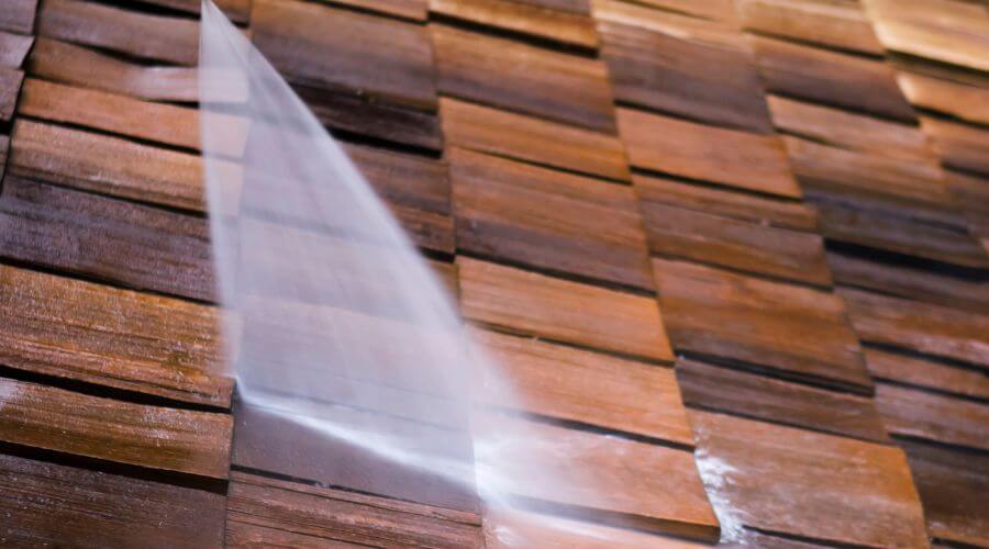 Professional residential roofers in Wyoming